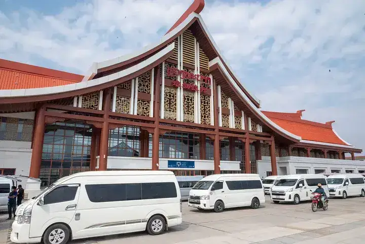 Imagen ferroviaria de Laos